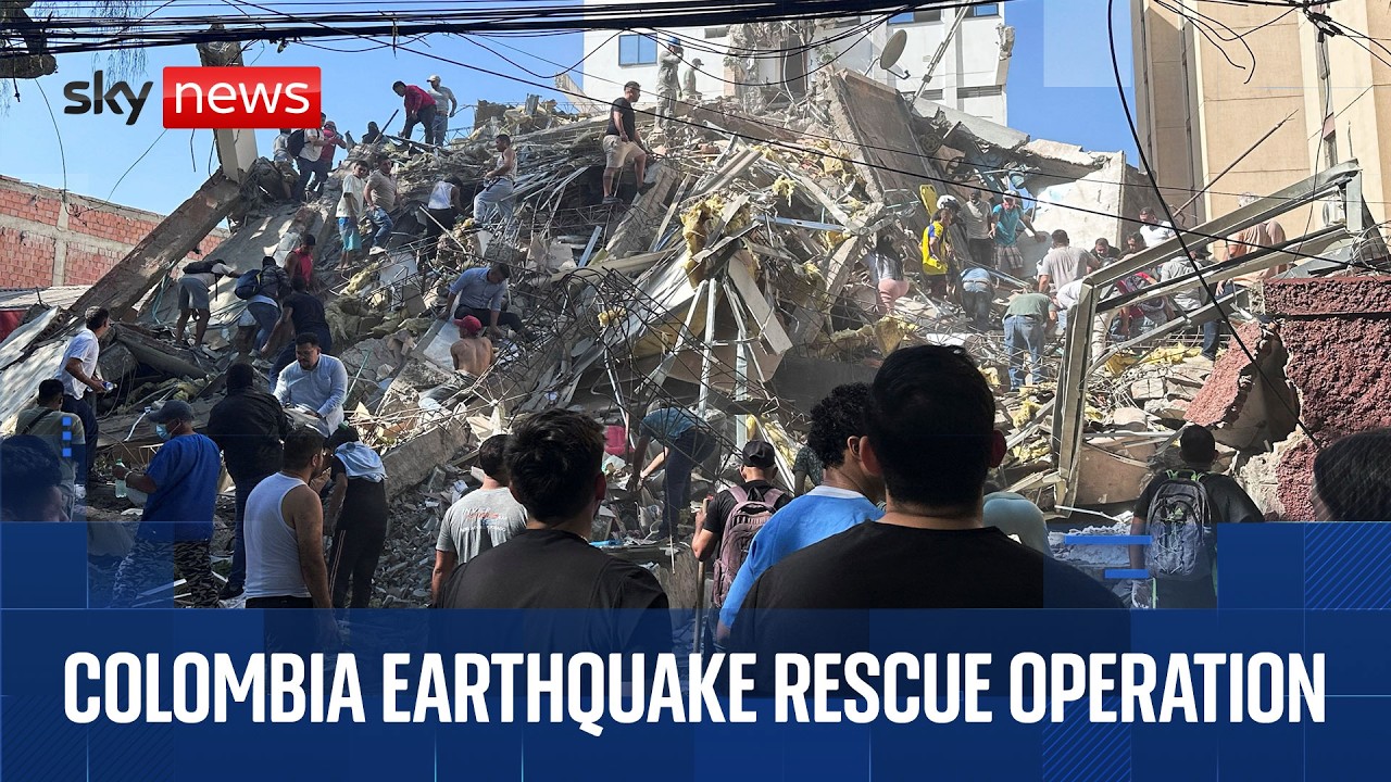 Rescuers in Colombia at site of collapsed building