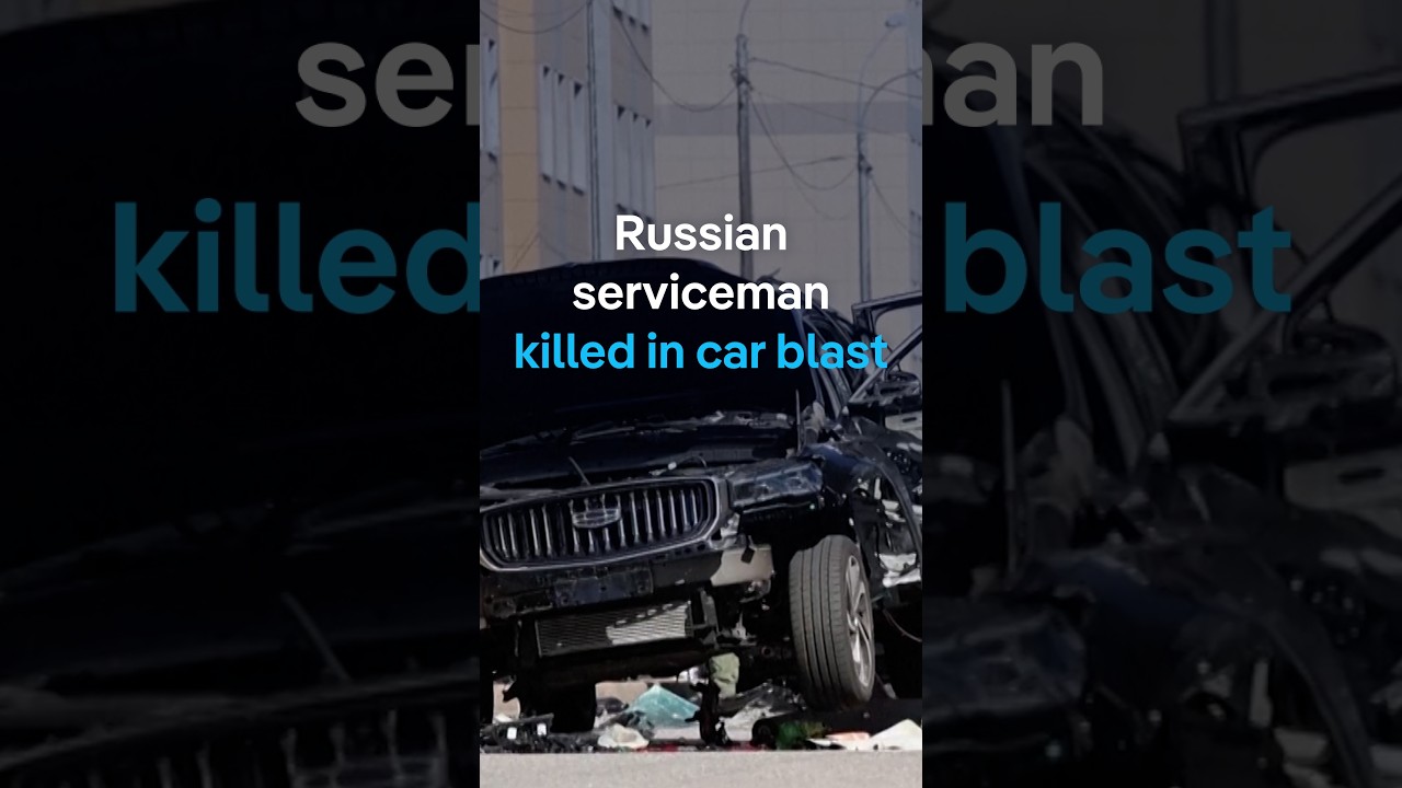 Russian serviceman killed in car blast | DW News