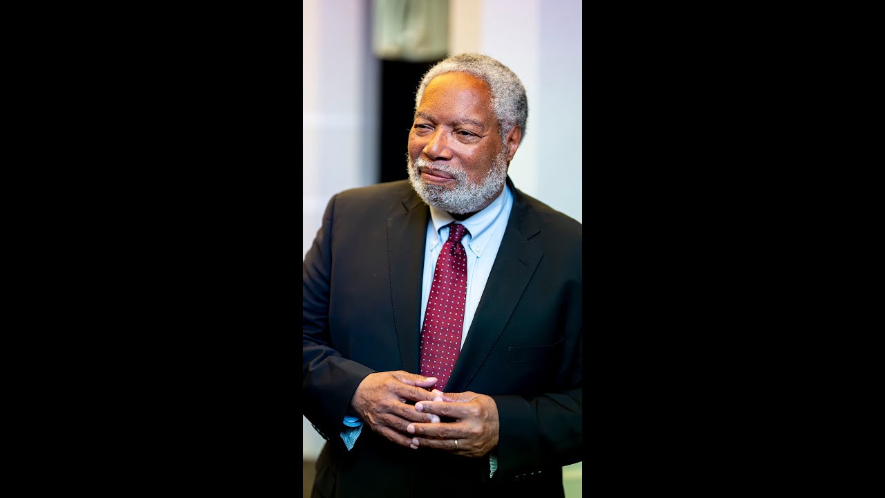 Smithsonian Secretary Lonnie Bunch to step down
