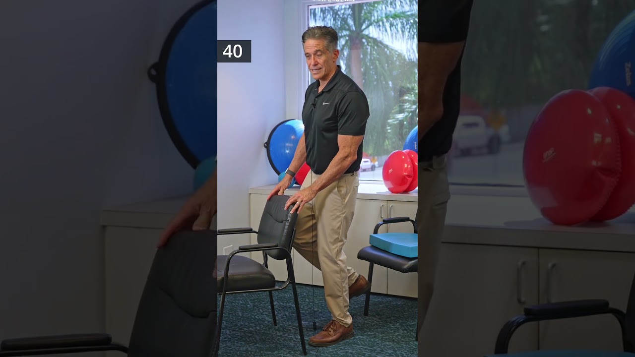This single balance exercise can change how you walk as a senior! #seniorhealth #physiotherapy