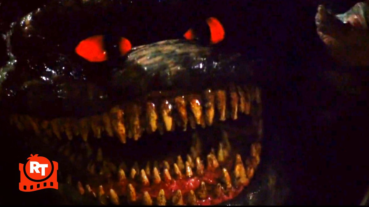 Critters 3 (1991) – Laundry Room Attack (2/10) | Movieclips