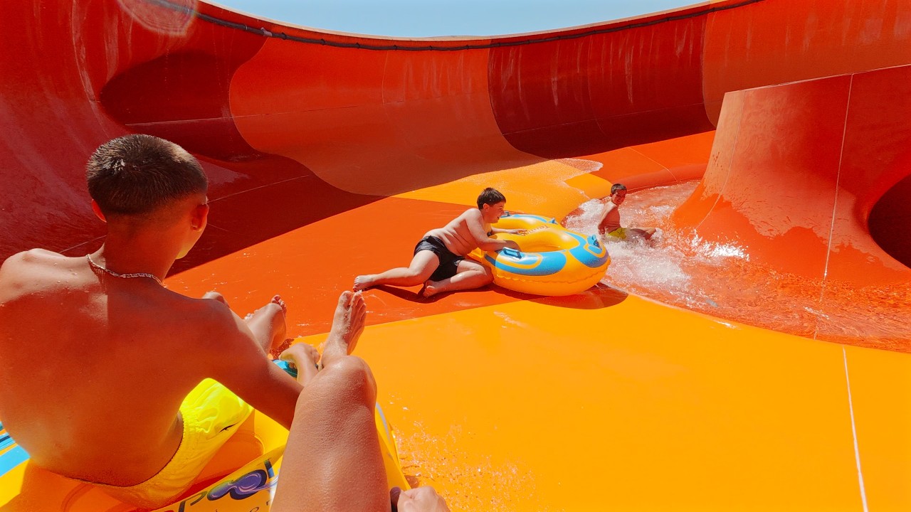 Giant Bowl Water Slide at Aquapark Jagodina 🇷🇸