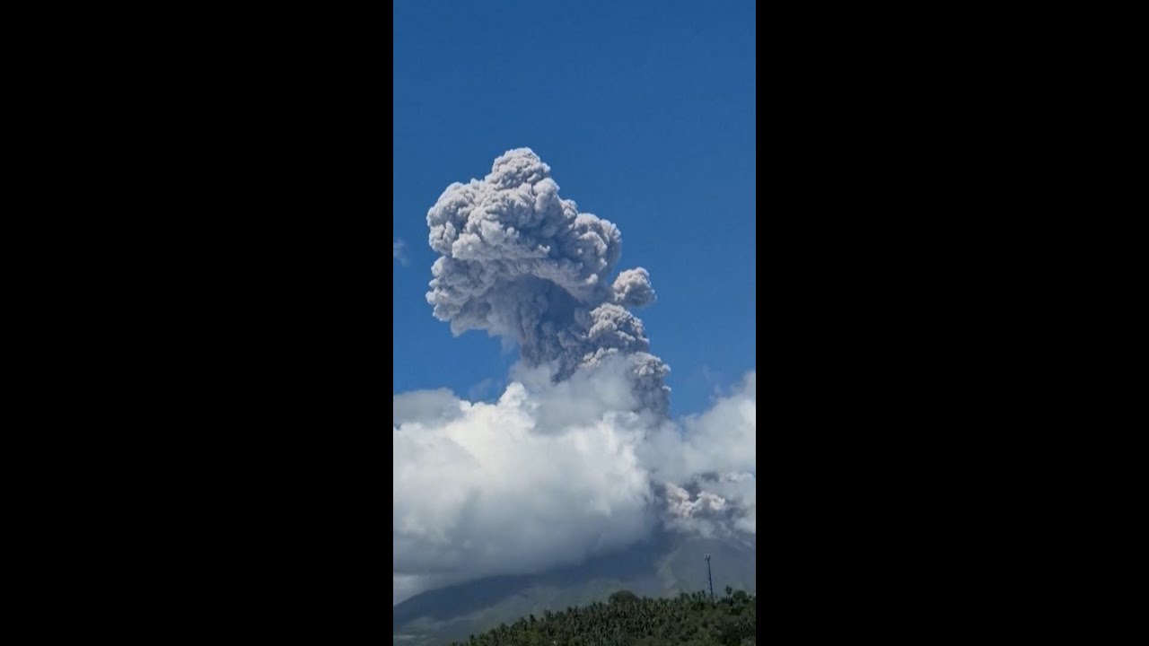 Philippine volcano spews massive ash cloud