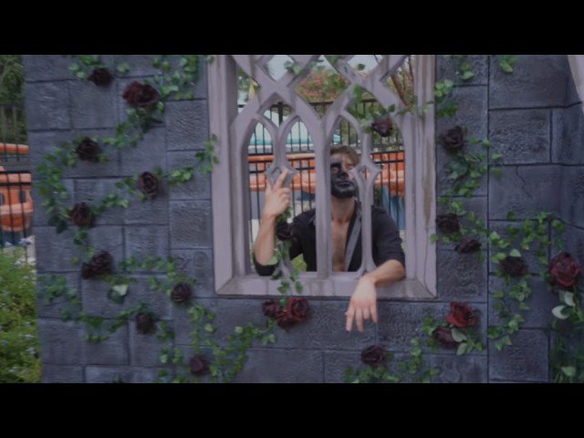 SeaWorld Dark Romance Event is Crazy