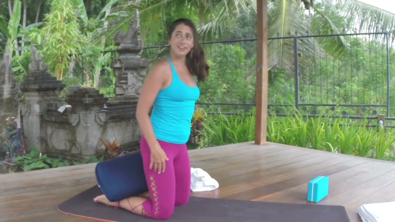 SIxty and Me Gentle Yoga – Full Body Flow