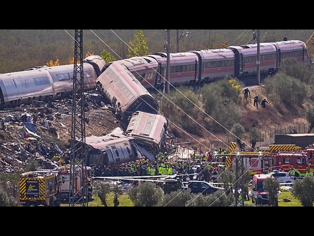 Spain train crash: What happened in the 17 minutes before the collision?